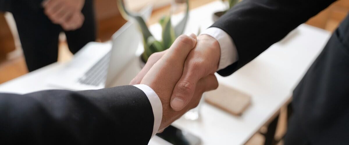 商务握手